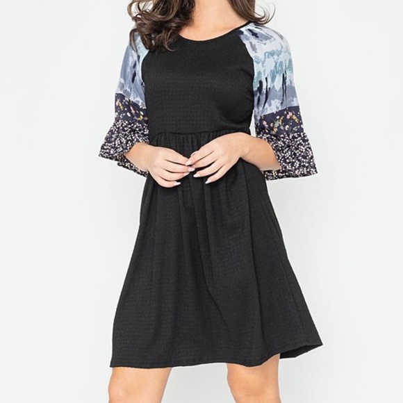 Sz XL Black & Gray Floral Ruffle-Sleeve Fit & Flare Dress -egs by éloges - Picture 1 of 4